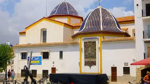 Iglesia de San Jaime y Santa Ana de Benidorm Iglesia de San Jaime y Santa Ana de Benidorm