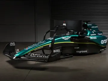 Experimentarás la misma sensación que embarga a Fernando Alonso desde casa, y solo te costará 100.000 euros Experimentarás la misma sensación que embarga a Fernando Alonso desde casa, y solo te costará 100.000 euros