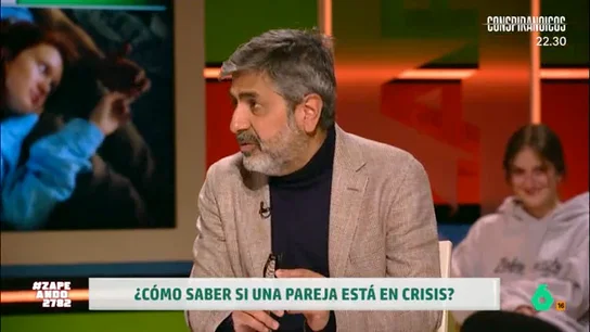 Arun Mansukhani explica qué son las parejas "en piloto automático" y por qué "tienen mucha solución en terapia de pareja" El psicólogo Arun Mansukhani visita el plató de Zapeando para hablar de crisis de pareja. En este vídeo, explica cómo saber si nuestra relación atraviesa problemas y algunos mecanismos para intentar ponerle remedio.