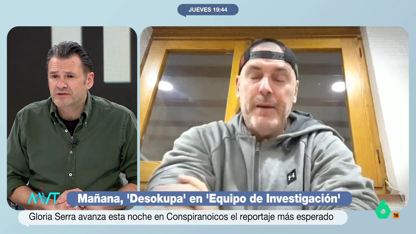 Iñaki López reacciona con ironía a las amenazas de Dani 'Desokupa': "Parece entrañable, le hace falta un abrazo" Jokin Castellón analiza en este vídeo con Iñaki López y Cristina Pardo las claves del programa de esta noche en 'Conspiranoicos', donde abordarán el 'Equipo de Investigación' dedicado a Dani 'Desokupa'.