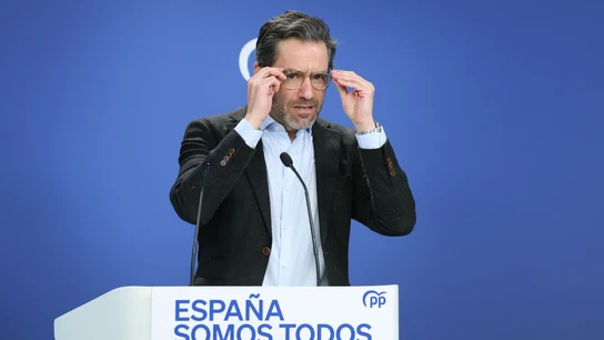 El portavoz del PP, Borja Sémper, durante una rueda de prensa posterior El portavoz del PP, Borja Sémper, durante una rueda de prensa posterior