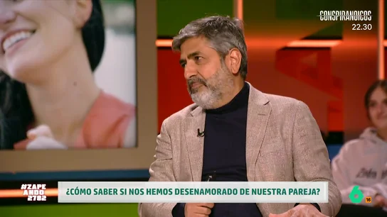 Arun Mansukhani explica por qué es importante desmitificar el enamoramiento: "La pareja debe basarse en el trabajo" El psicólogo explica que cuando los niveles de enamoramiento bajan "comenzamos a ver a la otra persona". "La gente que quiera tener una relación a largo plazo se lo va a tener que currar", reflexiona.