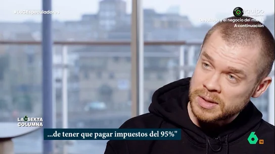 Gary Stevenson, sobre los impuestos a los ricos: "En este momento tenemos un sistema muy eficaz gravando a los trabajadores" Gary Stevenson, especulador reconvertido en activista contra la desigualdad, defiende en este vídeo la importancia de cambiar el sistema impositivo para que las grandes fortunas también paguen más impuestos.