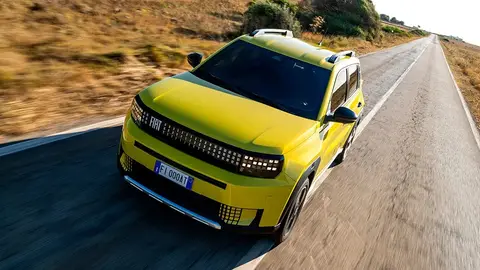 En marzo llega a los concesionarios uno de los coches que aspira a ser un superventas este 2025 Fiat Grande Panda