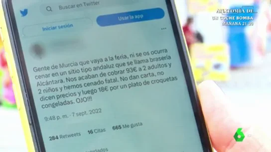 La denuncia de un hombre que le 'clavaron' 93 euros por cenar en una feria de Murcia: "Pagamos 18 euros por unas croquetas congeladas" La denuncia de un hombre que le 'clavaron' 93 euros por cenar en una feria de Murcia: "Pagamos 18 euros por unas croquetas congeladas"