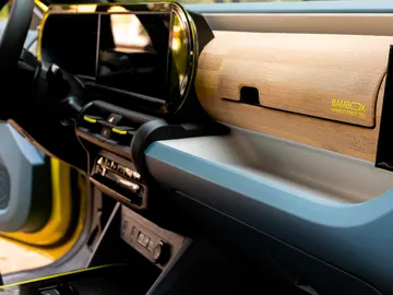 Tiene un diseño futurista, un legado clásico, y un interior con madera de bambú, y casi seguro que no sabes qué coche es Tiene un diseño futurista, un legado clásico, y un interior con madera de bambú, y casi seguro que no sabes qué coche es