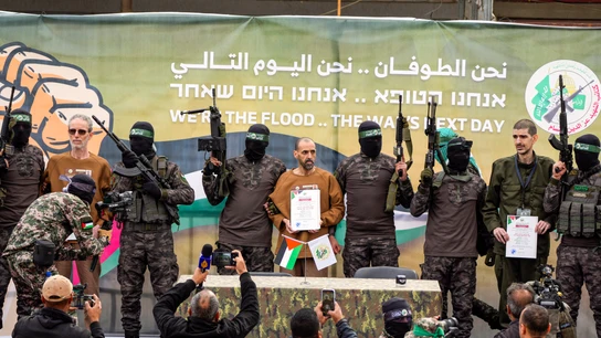 Los tres rehenes israelíes liberados por Hamás Los tres rehenes israelíes liberados por Hamás