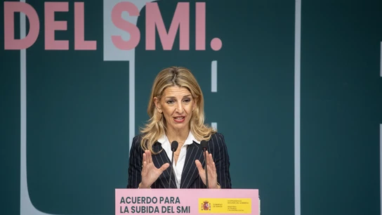 Yolanda Díaz durante el anuncio de la firma del acuerdo de la subida del SMI Yolanda Díaz durante el anuncio de la firma del acuerdo de la subida del SMI