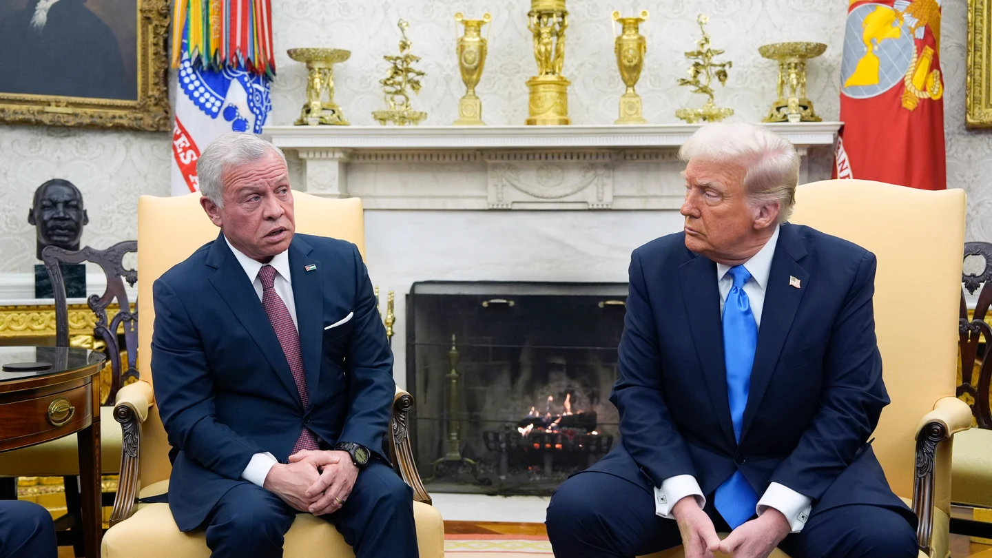 El rey de Jordania junto a Donald Trump en su reunión de este martes en la Casa Blanca. El rey de Jordania junto a Donald Trump en su reunión de este martes en la Casa Blanca.