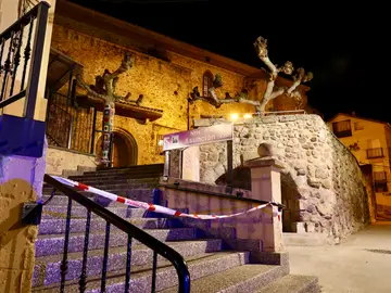 La torre de la iglesia de la Asunción del municipio riojano de Viguera La torre de la iglesia de la Asunción del municipio riojano de Viguera