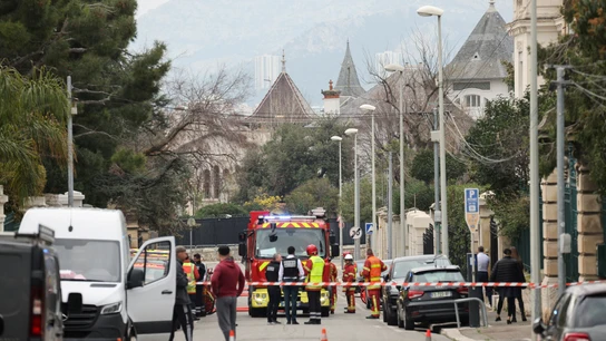 Lanzan artefactos explosivos contra el Consulado de Rusia en Marsella sin causar heridos Lanzan artefactos explosivos contra el Consulado de Rusia en Marsella sin causar heridos