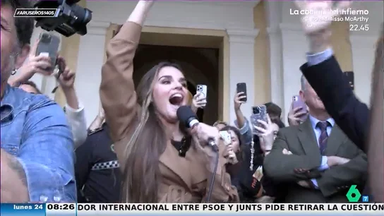 Melody se da un baño de masas en Sevilla cantando 'Esa Diva', su canción para Eurovisión Melody se da un baño de masas en Sevilla cantando 'Esa Diva', su canción para Eurovisión