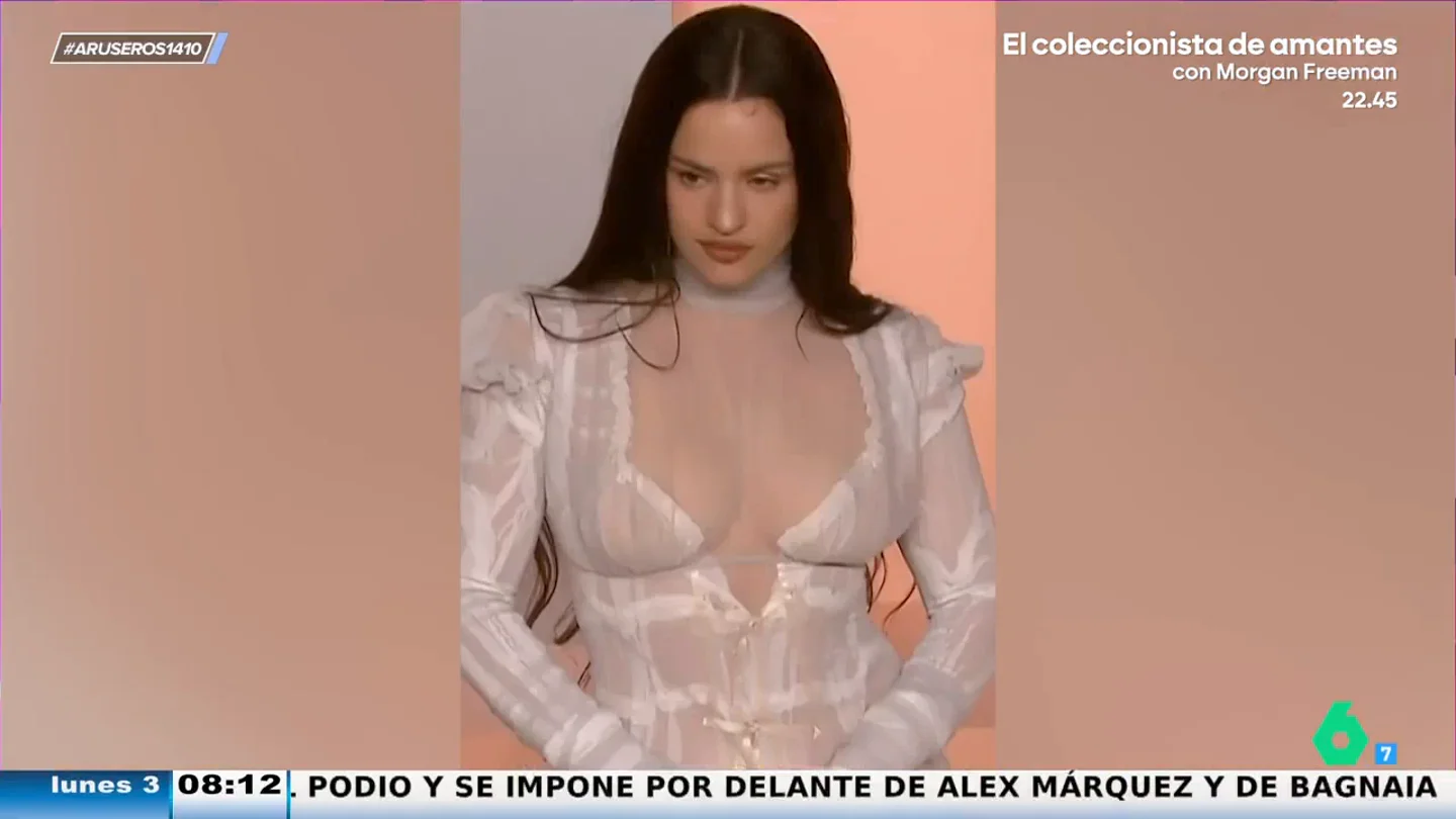 Rosalía y Ana de Armas ponen el toque español en la fiesta de Vanity Fair tras los Premios Oscar Rosalía y Ana de Armas ponen el toque español en la fiesta de Vanity Fair tras los Premios Oscar