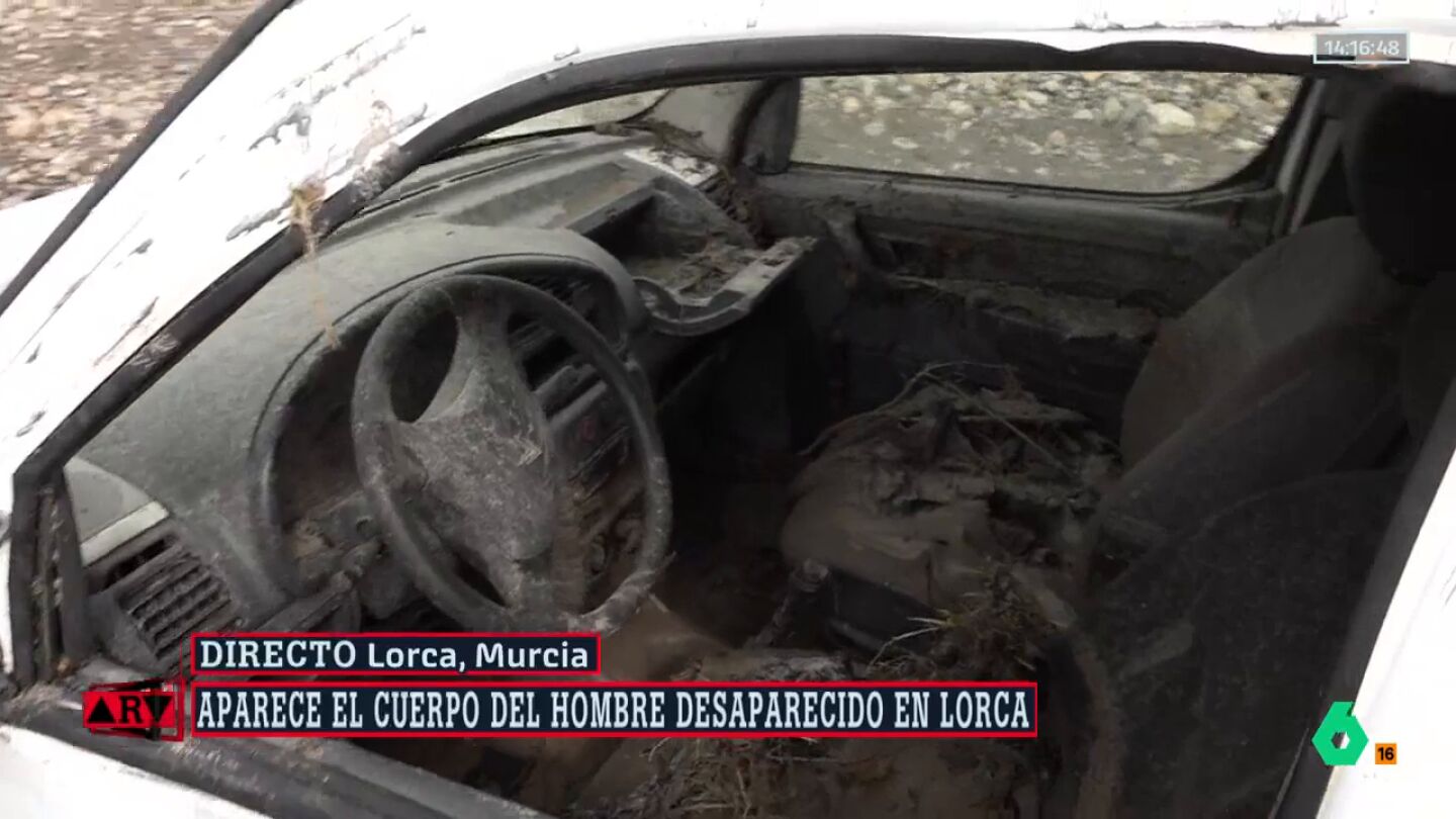 La furgoneta de la víctima, imagen de la tragedia en Lorca