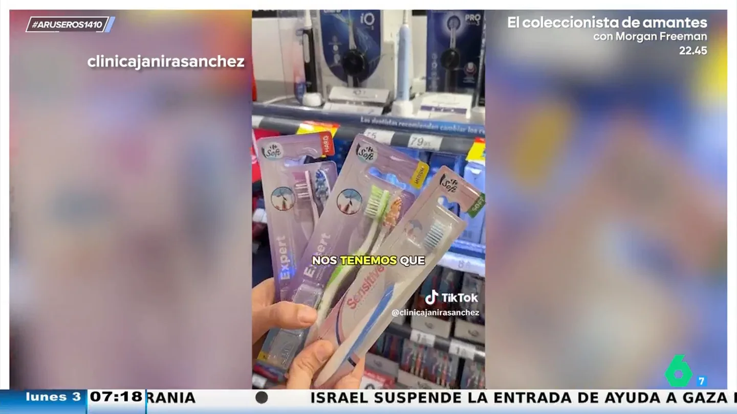 Este es el cepillo dental perfecto según una dentista: "Los cepillos duros para las zapatillas o limpiar las juntas de los baños" Este es el cepillo dental perfecto según una dentista: "Los cepillos duros para las zapatillas o limpiar las juntas de los baños"