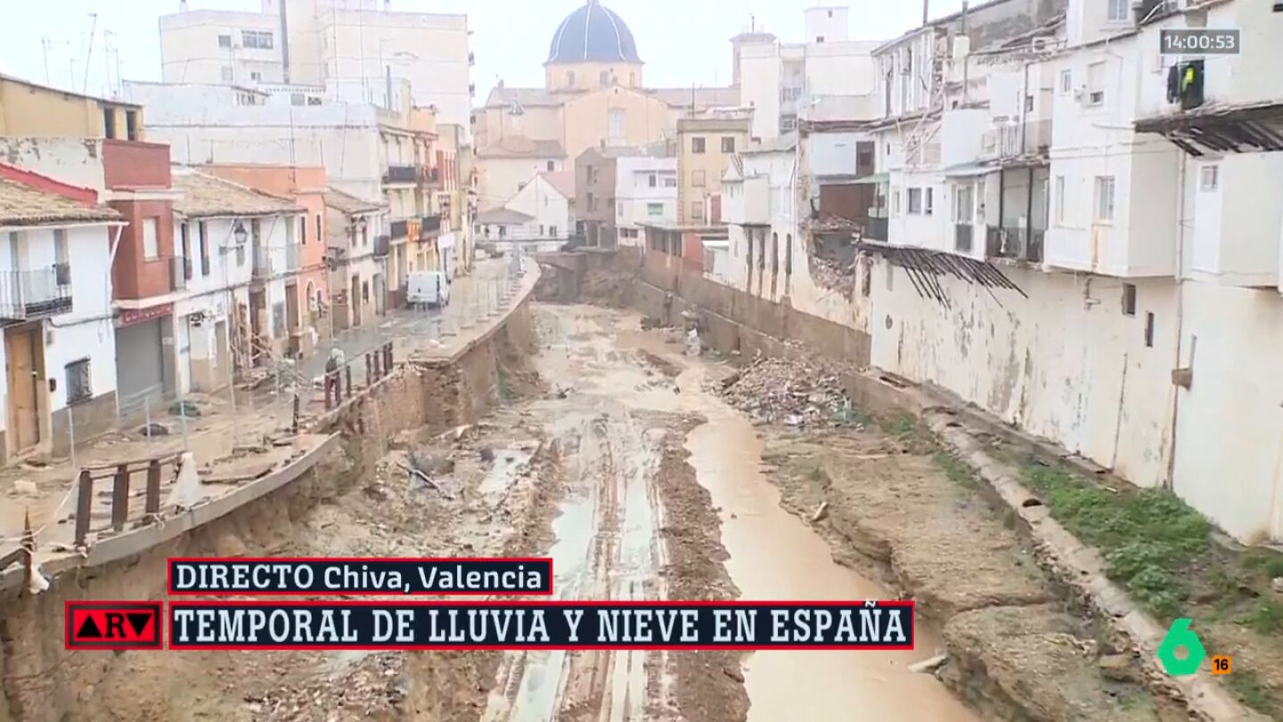 El barranco del Poyo vuelve a llevar agua en Chiva