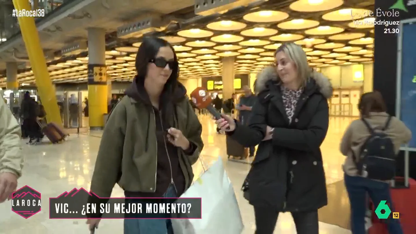 El cómico 'corte' de Victoria Federica a una reportera cuando le pregunta por su nuevo novio El cómico 'corte' de Victoria Federica a una reportera cuando le pregunta por su nuevo novio