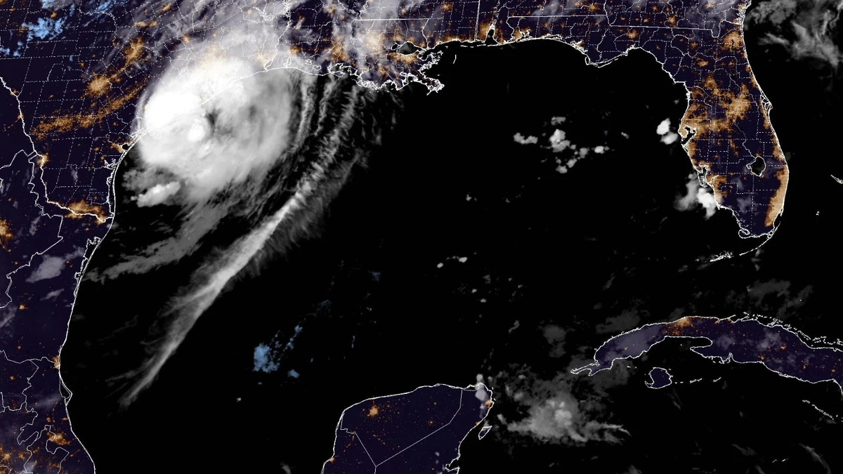 Trump’s and Musk war against NOAA: cuts its template 20% and leaves climatic forecasts in the air Trump’s and Musk war against NOAA: cuts its template 20% and leaves climatic forecasts in the air
