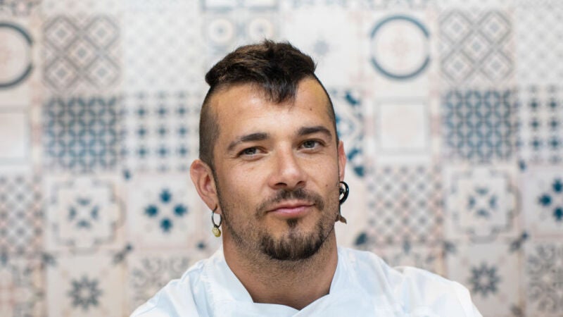 La receta de merluza rellena de langostinos del chef Carlos Maldonado.