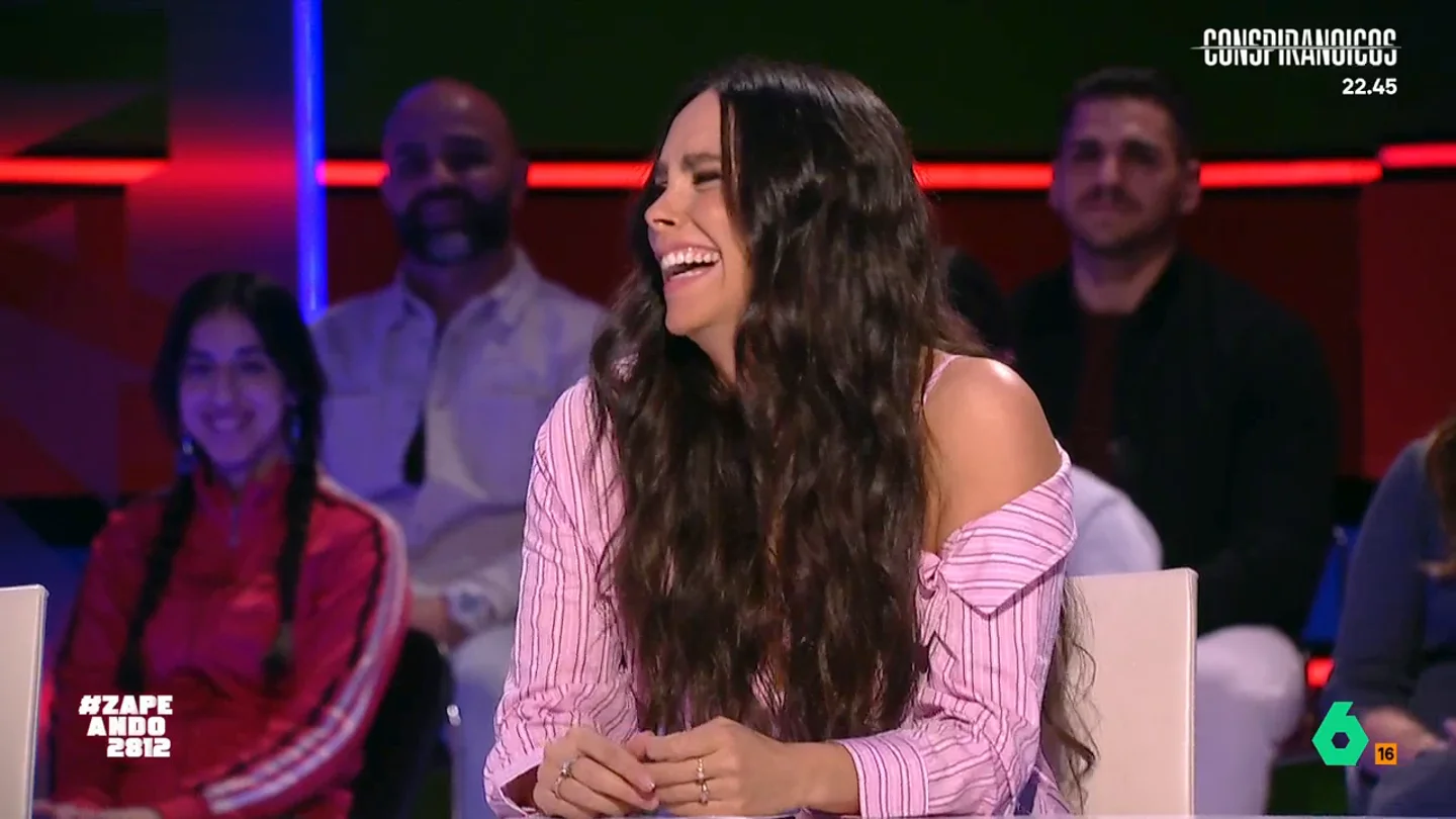 Cristina Pedroche 'admite' que tiene el 'síndrome de la porra': "Mi ginecóloga me ha dicho que tengo que parar" La zapeadora tiene un curioso antojo: cada tarde no puede evitar merendar una porra. La 'confesión' ha provocado las risas y los comentarios de todos sus compañeros.