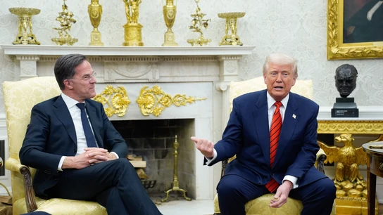 El presidente estadounidense, Donald Trump junto al secretario general de la OTAN, Mark Rutte El presidente estadounidense, Donald Trump junto al secretario general de la OTAN, Mark Rutte