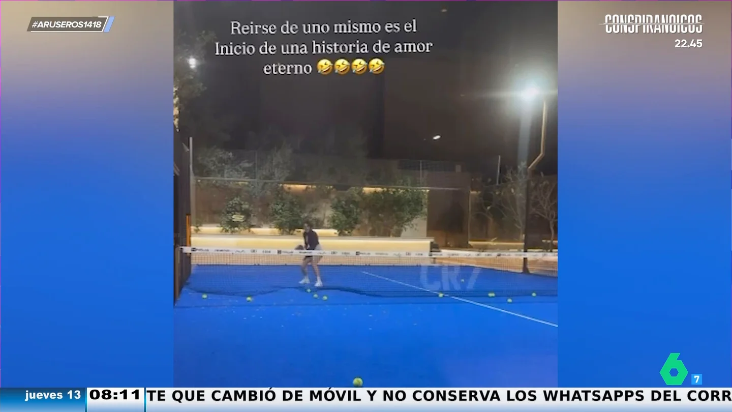 Georgina Rodríguez "se ríe de ella misma" mientras muestra sus avances jugando al pádel Georgina Rodríguez "se ríe de ella misma" mientras muestra sus avances jugando al pádel