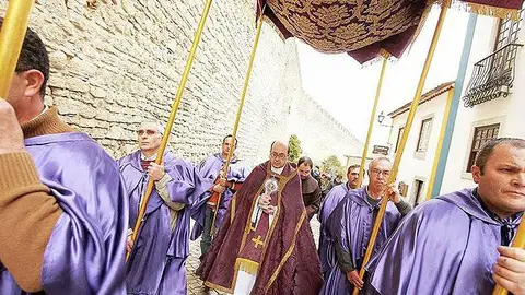 Procesión de Semana Santa en Óbidos Procesión de Semana Santa en Óbidos
