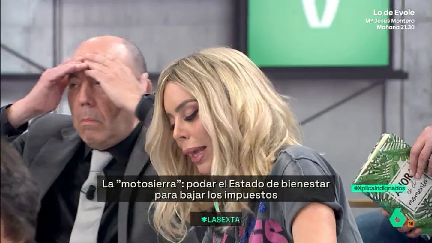 Gonzalo Bernardos, a una ingeniera financiera partidaria de la motosierra de Milei: "Es una carta a los Reyes Magos" Gonzalo Bernardos, a una ingeniera financiera partidaria de la motosierra de Milei: "Es una carta a los Reyes Magos"