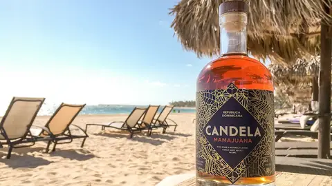 Botella de Mamajuana premium Botella de Mamajuana premium