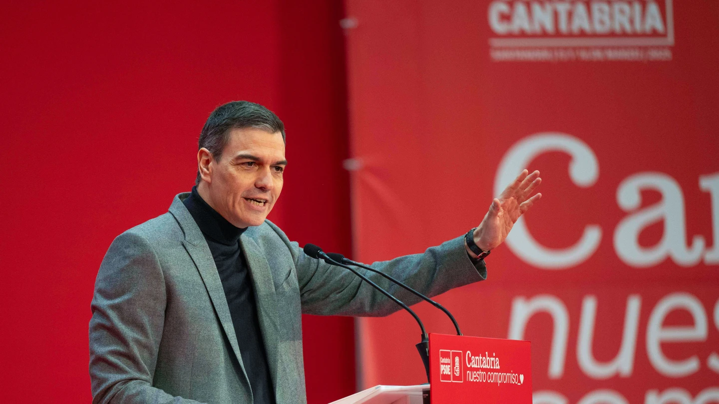 Pedro Sánchez, en la clausura del 15 congreso del PSOE en Cantabria Pedro Sánchez, en la clausura del 15 congreso del PSOE en Cantabria