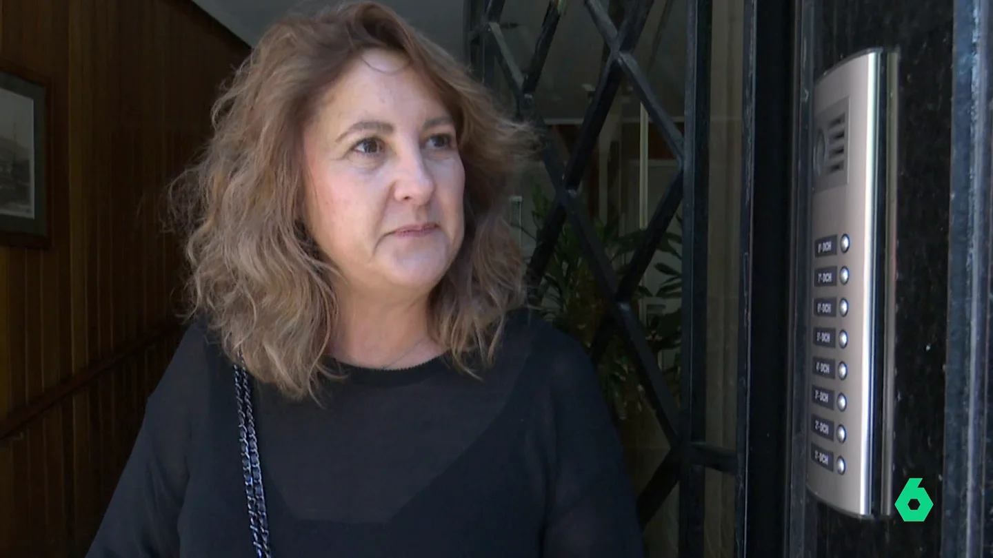 Una vecina de Pablo de Rojas habla sobre el falso obispo: "Nos bendecía por la escalera" Una vecina de Pablo de Rojas habla sobre el falso obispo: "Nos bendecía por la escalera"
