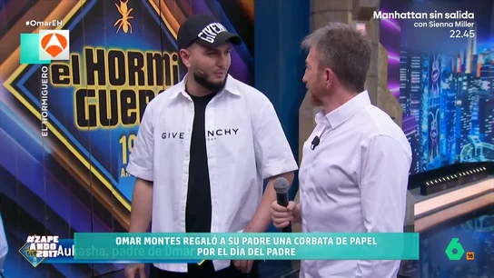 Omar Montes desvela en 'El Hormiguero' qué le ha regalado a su padre en su día: "Me he tirado toda la mañana haciéndola" El artista ha explicado, durante su visita al programa de Pablo Motos el regalo que el mismo hizo para su padre, con el humor que siempre le caracteriza.