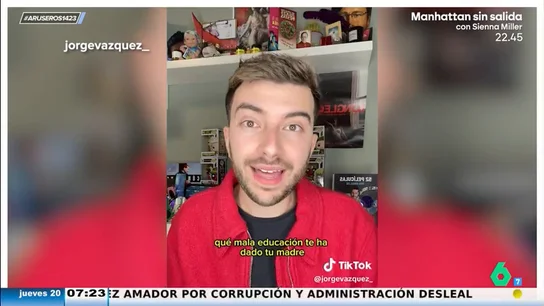 "Cerdos vietnamitas hacen menos ruido": la trifulca de un joven con una señora en el cine "Cerdos vietnamitas hacen menos ruido": la trifulca de un joven con una señora en el cine