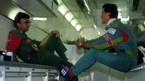 Formel 1, Grand Prix Belgien 1991, Spa-Francorchamps, 25.08.1991 Jordan-LKW Eddie Jordan Michael Schumacher Formel 1, Grand Prix Belgien 1991, Spa-Francorchamps, 25.08.1991 Jordan-LKW Eddie Jordan Michael Schumacher