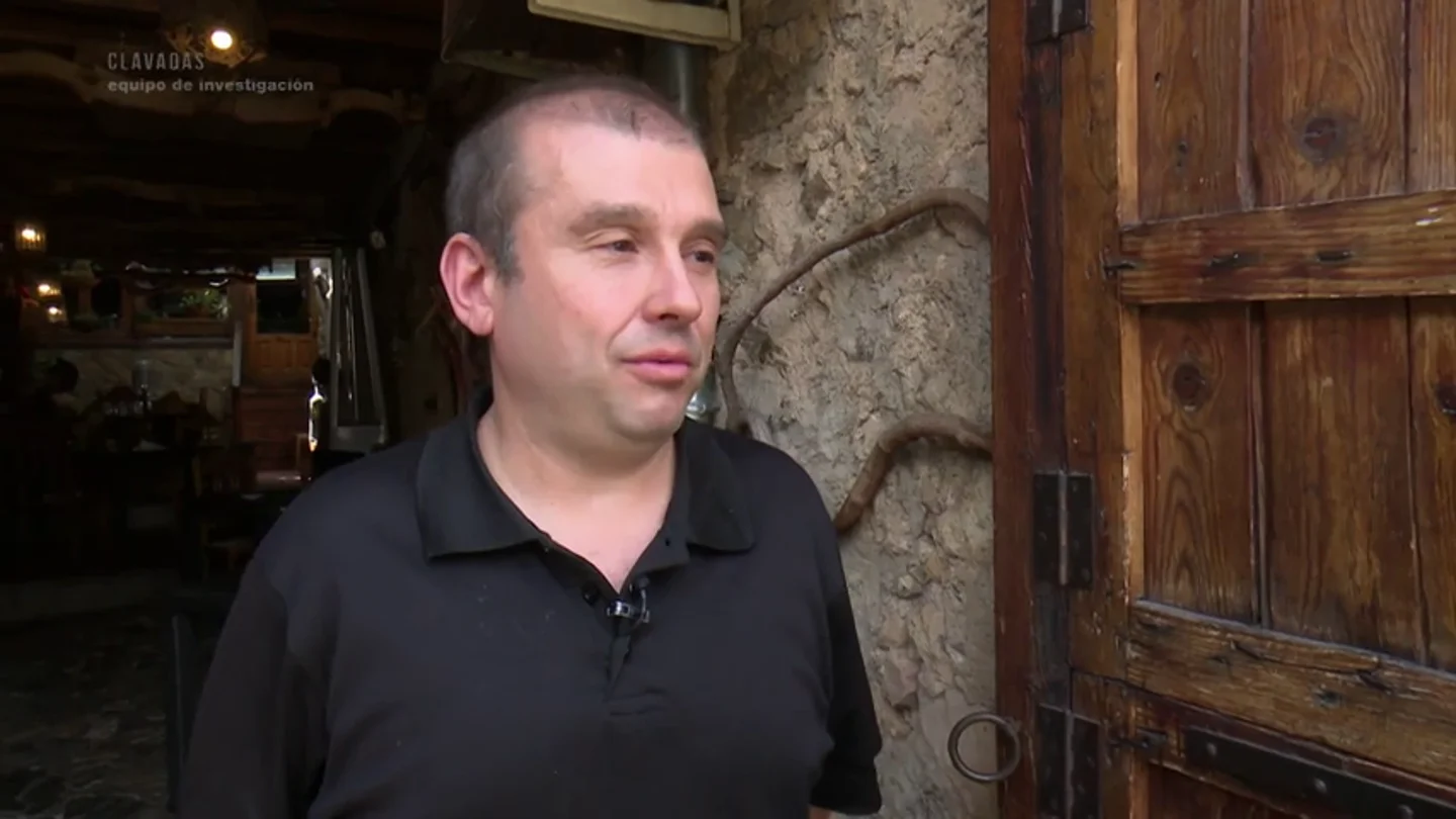 La confesión del dueño del restaurante de Pedraza inspeccionado por cobrar el agua del grifo: "Es una forma de disuadir a la gente" La confesión del dueño del restaurante de Pedraza inspeccionado por cobrar el agua del grifo: "Es una forma de disuadir a la gente"