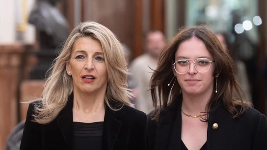 La vicepresidenta segunda y ministra de Trabajo y Economía Social, Yolanda Díaz (i) y la secretaria de Comunicación de Sumar, Elizabeth Duval La vicepresidenta segunda y ministra de Trabajo y Economía Social, Yolanda Díaz (i) y la secretaria de Comunicación de Sumar, Elizabeth Duval