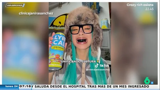 ¿Qué es el 'ohaguro'? Así es la nueva moda, de origen ancestral, de teñirse los dientes de negro ¿Qué es el 'ohaguro'? Así es la nueva moda, de origen ancestral, de teñirse los dientes de negro