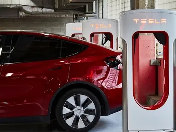 Tesla cargando Tesla cargando