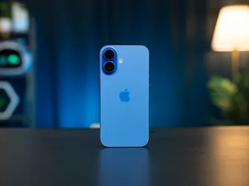 Un iPhone 16 de color azul Un iPhone 16 de color azul