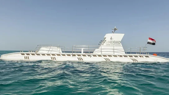 Imagen de archivo de un submarino turístico en Egipto Imagen de archivo de un submarino turístico en Egipto