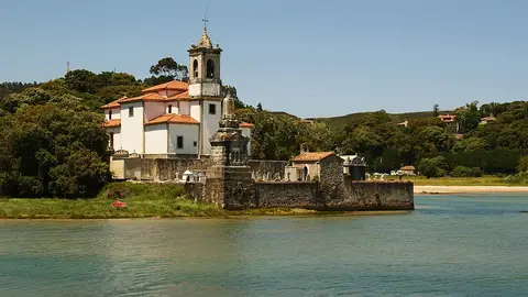 Iglesia de Nuestra Señora de los Dolores, Llanes Iglesia de Nuestra Señora de los Dolores, Llanes