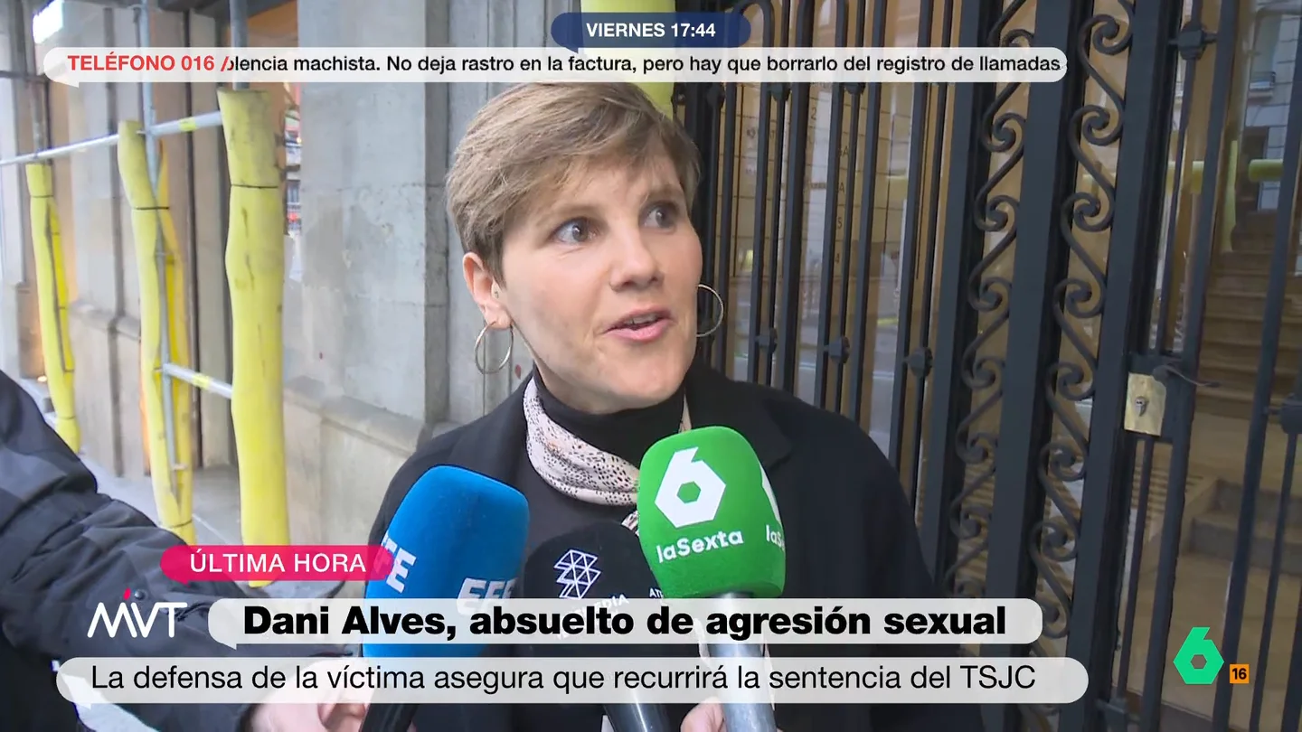 Inés Guardiola, abogada de Dani Alves: "Tenemos una resolución que es justa y valiente" El Tribunal Superior de Justicia de Cataluña (TSJC) ha absuelto a Dani Alves del delito de violación a una joven en Barcelona. La abogada ha comparecido frente a la prensa para dar sus primeras impresiones ante la resolución.