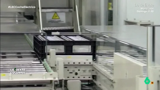 Fin al mito de las baterías de los coches eléctricos: "Los hay que llegan al millón de kilómetros con una sola" ¿Qué hay de verdad en el mito sobre las baterías de los coches eléctricos y su capacidad para degradarse? laSexta Columna pregunta en este vídeo a un experto en energía y un mecánico y lo desmontan por completo.