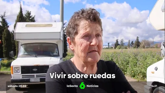 Begoña, mujer que vive en una caravana en Palma Begoña, mujer que vive en una caravana en Palma