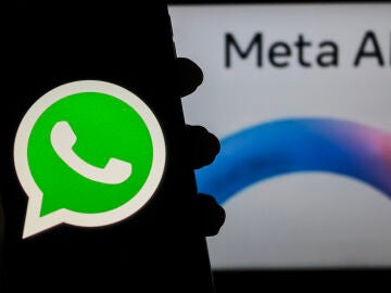 Imagen de archivo de Meta AI y de WhatsApp.