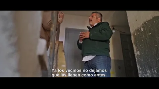 Un hombre que cultiva marihuana se sincera a Jalis de la Serna: "La pila de millones que entran vienen de Alemania y Francia" Un hombre que cultiva marihuana se sincera a Jalis de la Serna: "La pila de millones que entran vienen de Alemania y Francia"