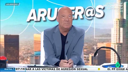 Si volvieras a nacer y pudieras elegir, ¿preferirías ser guapo o listo? El juego viral llega a Aruser@s Si volvieras a nacer y pudieras elegir, ¿preferirías ser guapo o listo? El juego viral llega a Aruser@s