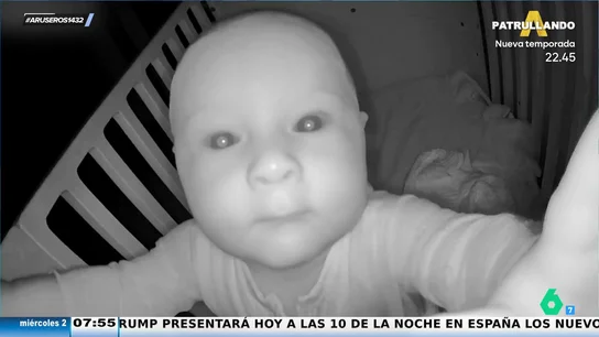 El divertido vídeo viral del bebé que finge estar dormido cuando su madre entra en la habitación El divertido vídeo viral del bebé que finge estar dormido cuando su madre entra en la habitación