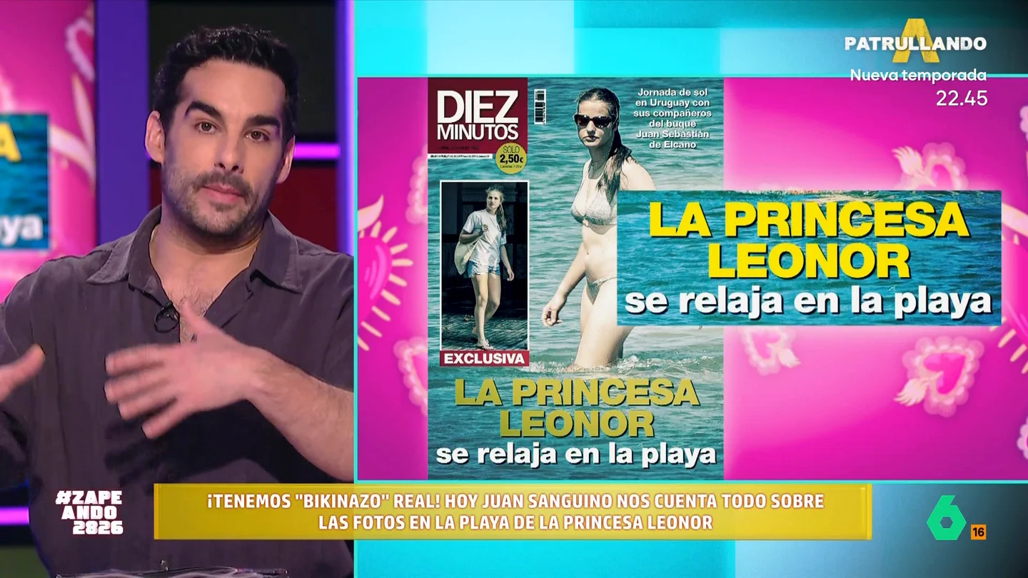 Juan Sanguino analiza las fotos de la princesa Leonor en bikini: "Si han salido es porque en Casa Real han querido" Juan Sanguino comenta las exclusiva de las primeras fotos de la princesa Leonor en bikini, en las que se le puede ver "con cinco chicos" y poniéndole a uno de ellos "la mano por detrás de la cintura".