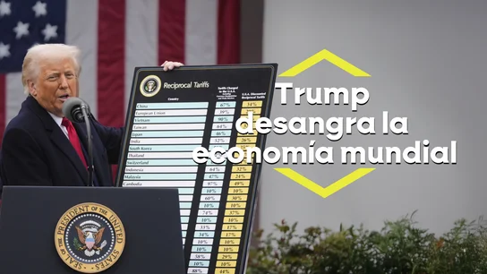 El presidente de EEUU, Donald Trump, muestra la tabla con los aranceles a los distintos países durante el acto celebrado en los jardines de la Casa Blanca El presidente de EEUU, Donald Trump, muestra la tabla con los aranceles a los distintos países durante el acto celebrado en los jardines de la Casa Blanca